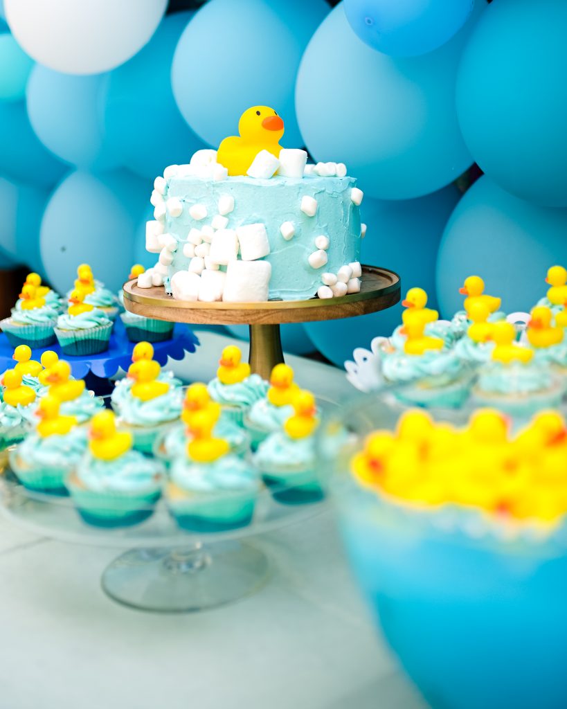 Bathtime Cake using marshmallows as bubbles for a rubber duck birthday party