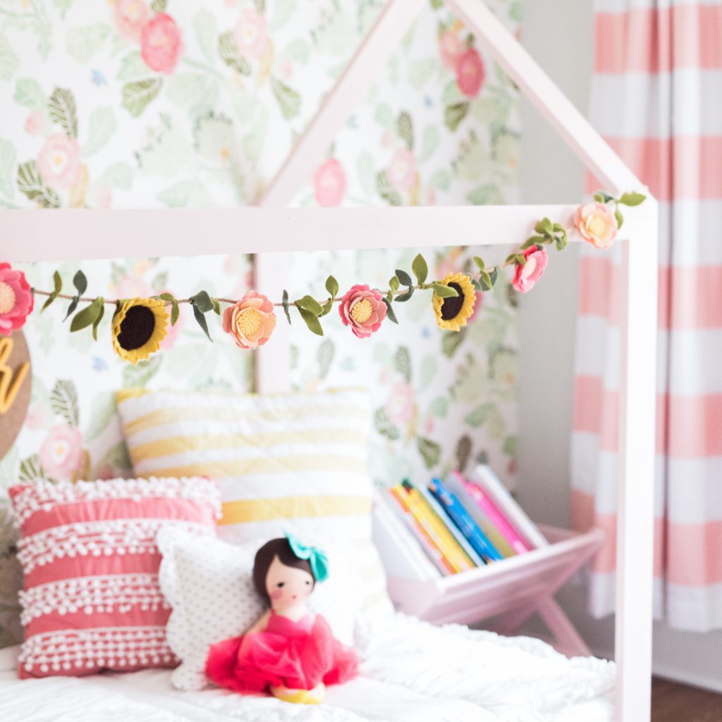 A bright and pretty floral big girl bedroom ideas