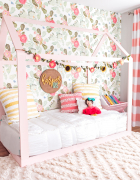 Happy First Day of School- Pre-K, here she comes !