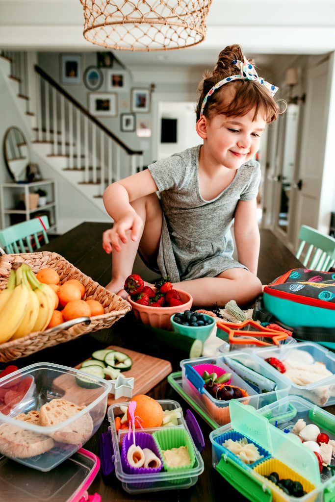 5 creative and easy school lunch ideas for kids! Create simple bento lunches with these yummy choices.