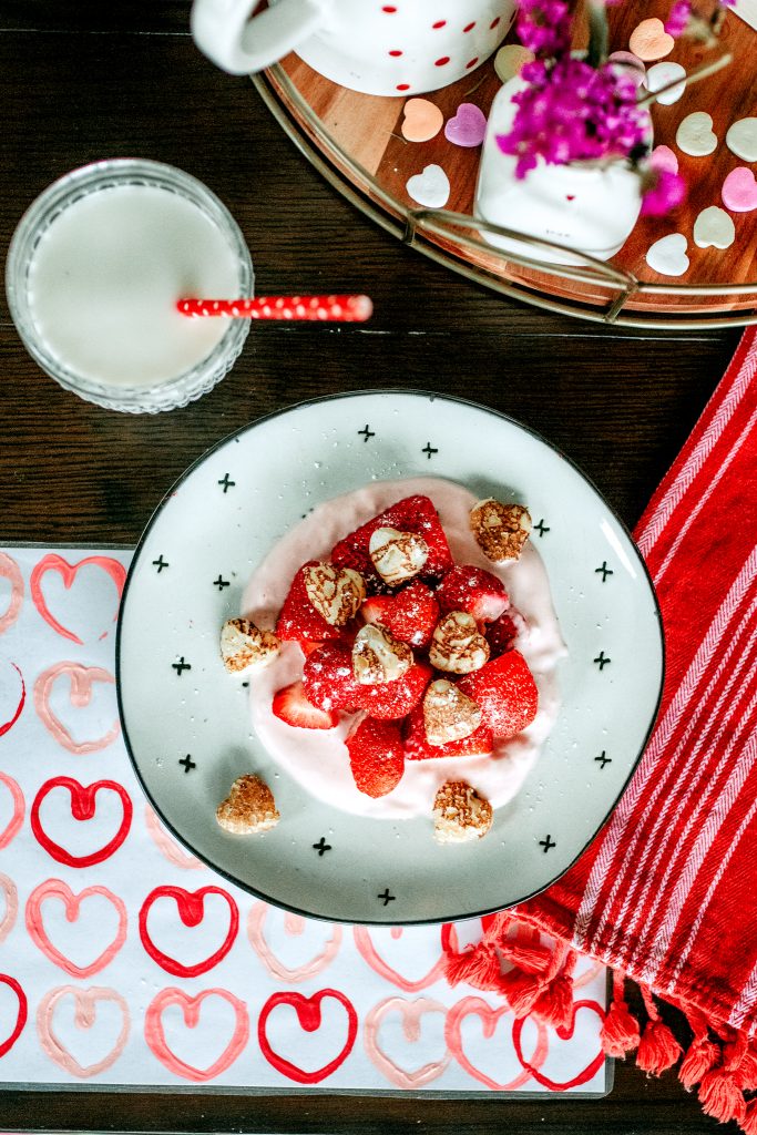 Adorable Valentine breakfast with a DIY heart stamp placemat! 