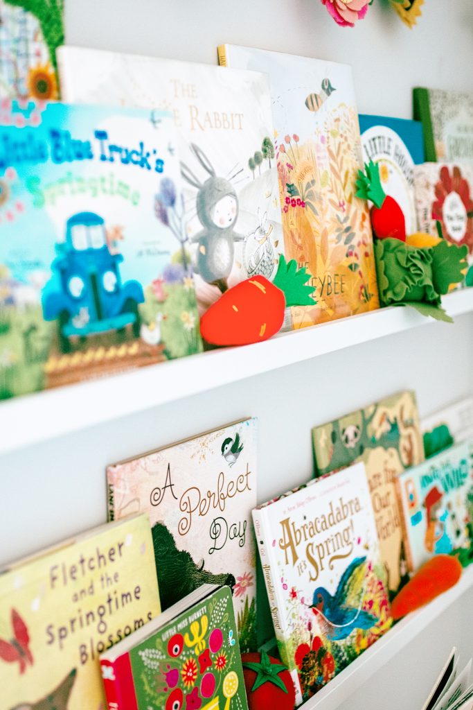 Spring bookshelves with all of our favorite picture books! Book list and links