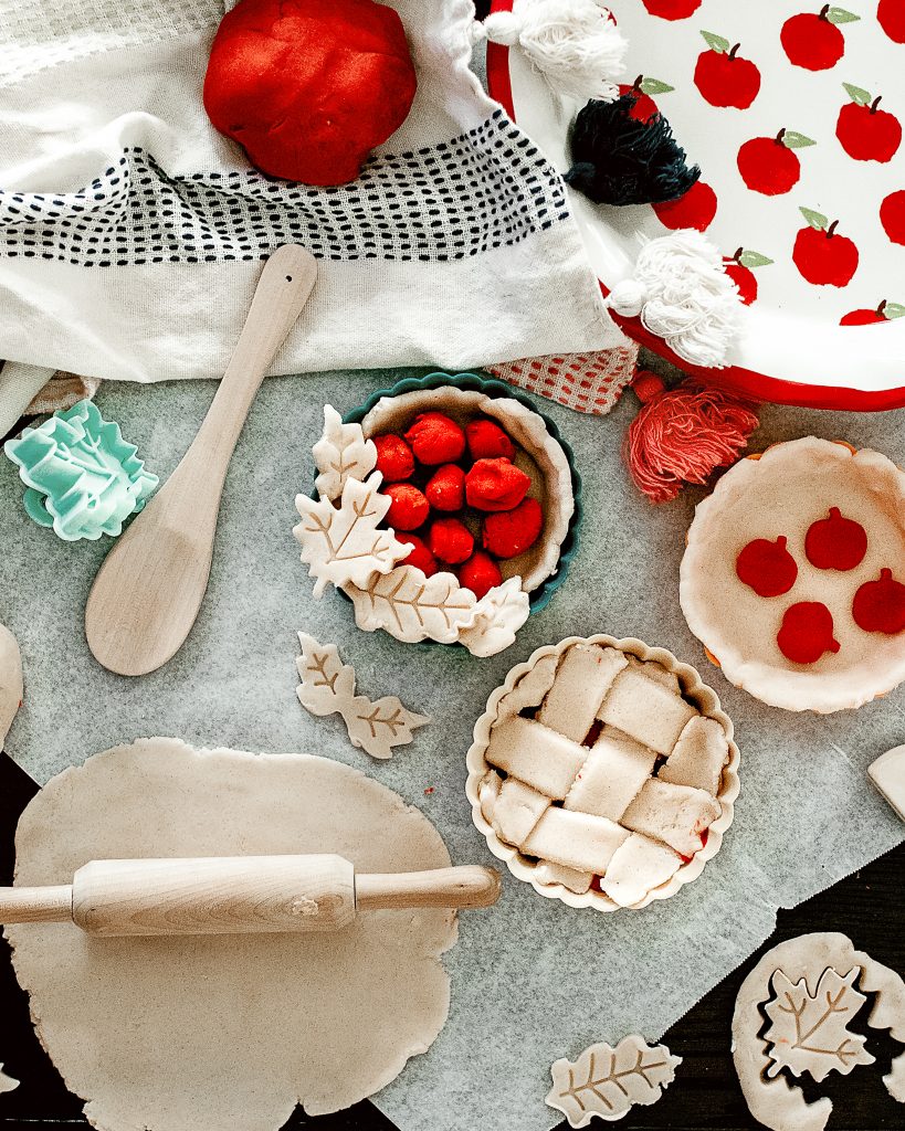 Pie Making Play Dough Kit 