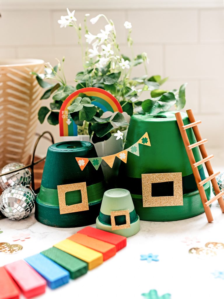 Make a leprechaun trap with this St. Patrick's Day craft! Find ways to make magical mischief at home!