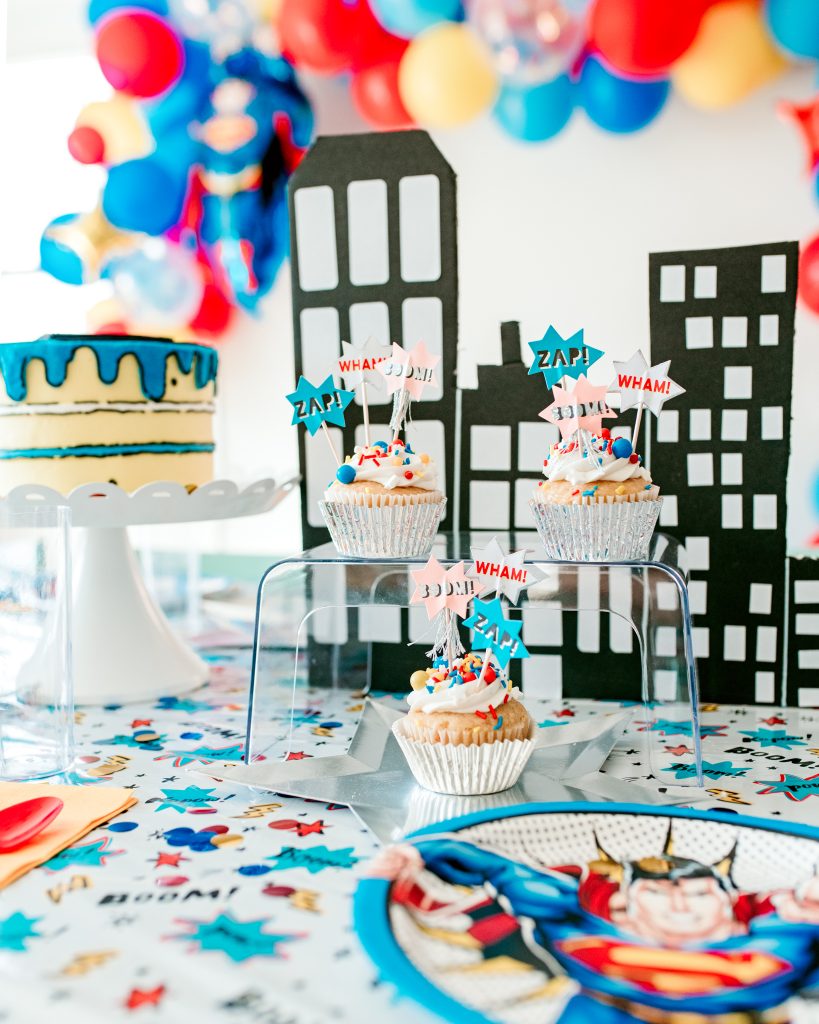Superman birthday cake and cupcakes