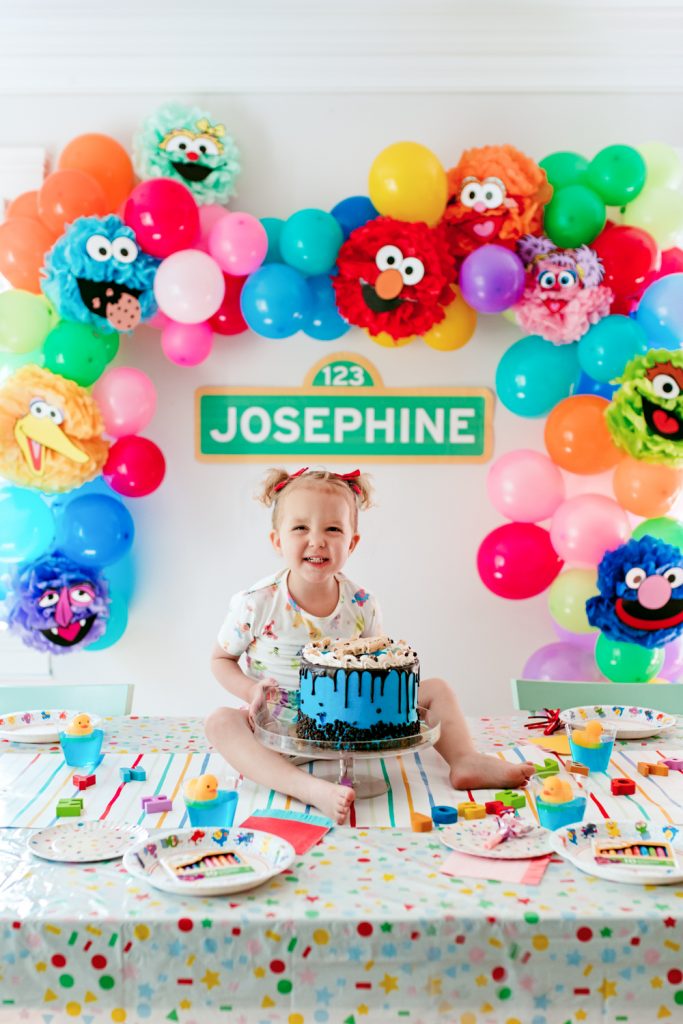 Cutest Sesame Street Birthday Party theme for a 3 Year Old! Creative party decor, DIY, and more ideas inspired by Sesame Street! 