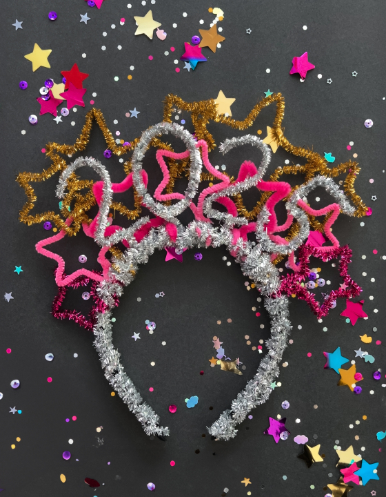 DIY Pipe Cleaner Crown: A Fun and Festive NYE Craft!